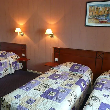 Saint Louis De France מלון 3*