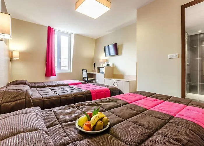 Saint Louis De France 호텔 3*