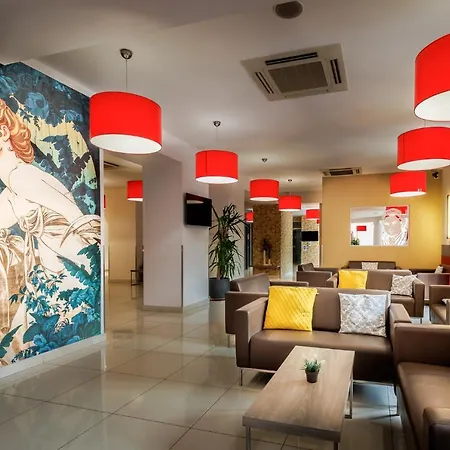 Saint Louis De France 3* Lourdes