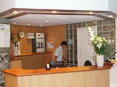 Szálloda Saint Louis De France 3*