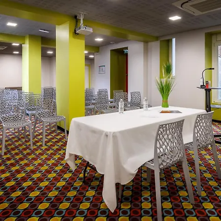 Saint Louis De France 3*