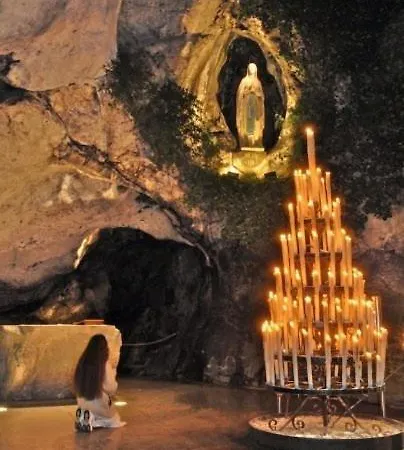 Saint Louis De France Lourdes