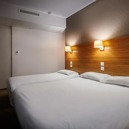 Hotel Saint Louis De France