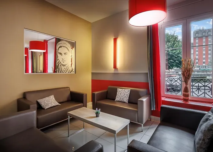 Hotel Saint Louis De France